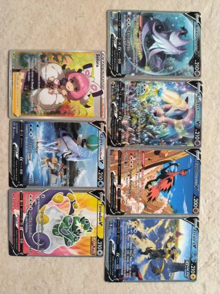Lote Cartas Pokémon V y Entrenador