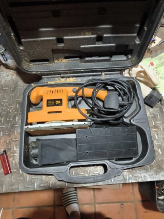 Lijadora orbital jcb