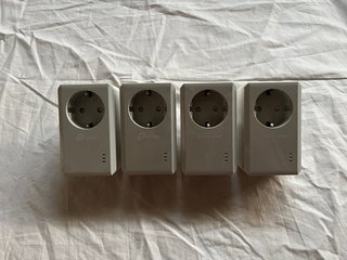 Pack 4 Adaptadores PLC TP-Link AV600 con enchufe