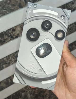 Nothing Phone 3a Pro gris/blanco - Nuevo