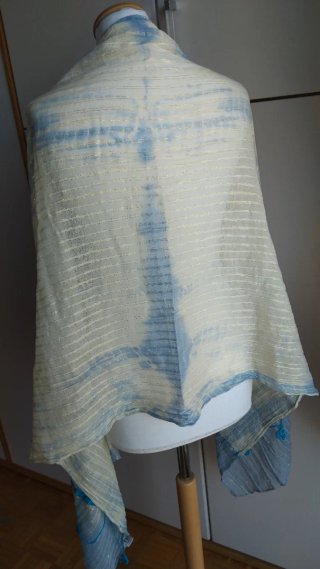 Sciarpa estiva bianca e blu