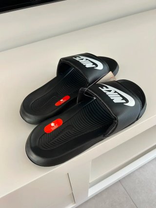 Chanclas Nike Talla 45 Negras