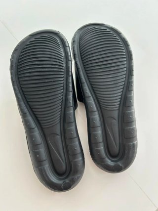 Chanclas Nike Talla 45 Negras