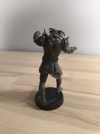 Figura Eaglemoss Kurse Thor El Mundo Oscuro MCU