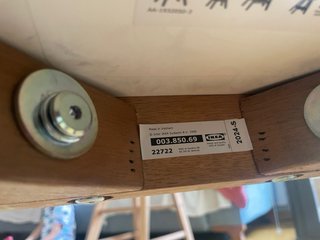 Mesa madera maciza y 4 sillas