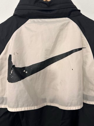 Chaqueta Nike Windbreaker Negra y Blanca Talla L