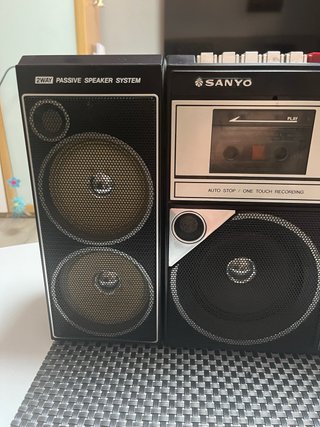 Radiocasete Sanyo 1978
