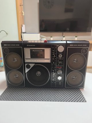 Radiocasete Sanyo 1978