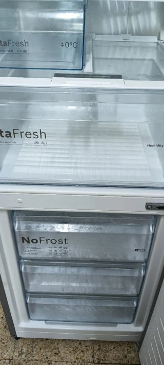 NEVERA COMBI BOSCH ACERO INOXIDABLE NO FROST A+