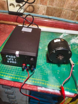 Fuente Alimentación de laboratorio AC220V, DC0-30V