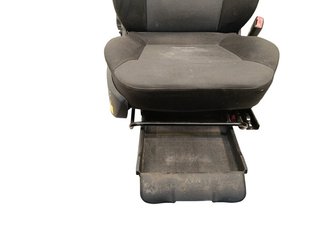 ASIENTO DELANTERO DERECHO OPEL ZAFIRA B Z19DT