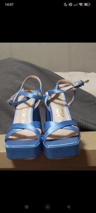 Sandalias de tacón Azarey 35