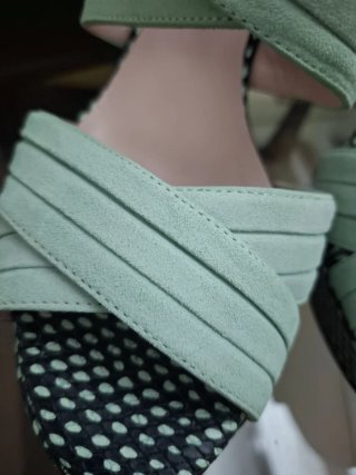 Sandalias Pepe Castell Piel Ante Talla 40