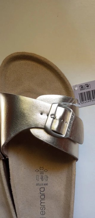 Sandalias doradas T.41 sin estrenar