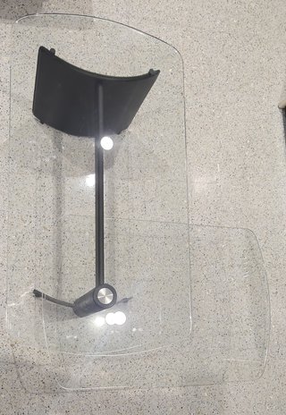 Mesa de centro cristal y metal