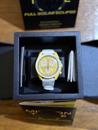 Swatch Moonswatch Mission to the Sun