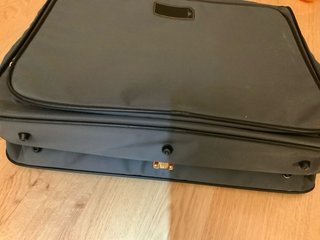 Portatrajes Samsonite Gris