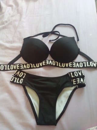 Bikini con letras Nuevo