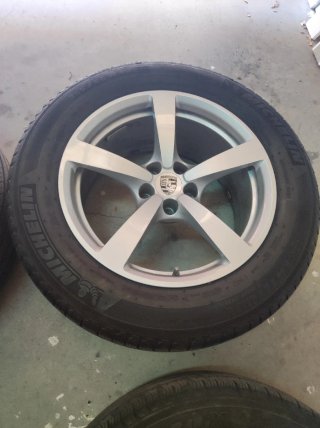 Llantas Porsche Macan R18 Originales