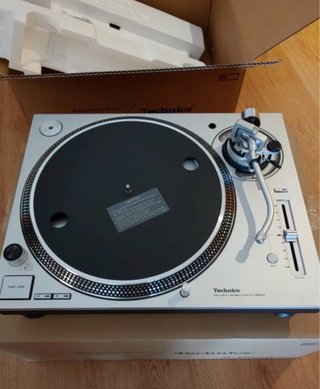 Plato Technics SL-1200MK7 Plata Nuevo
