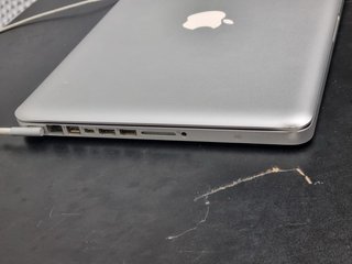 MacBook Pro para piezas o reparar