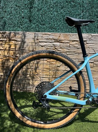 RockRider Race 740carbon, Frenos ShimanoXT BL y BR