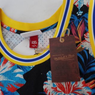 Camiseta Warriors 10 Floral Mitchell & Ness