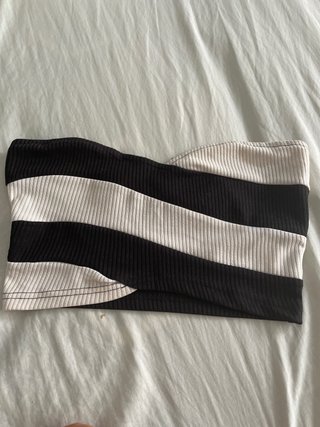 Top bandeau rayas blanco y negro