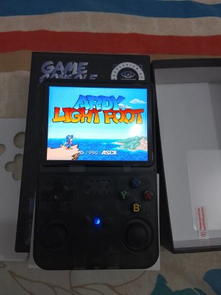 Consola Portátil videojuegos R36S