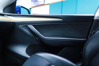 Tesla Model Y Gran Autonomía 4WD