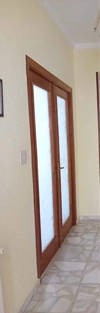 Puertas madera cristal decorado
