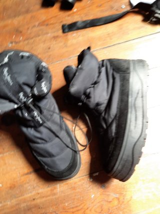 Botas negras acolchadas