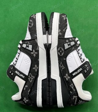 Zapatos Louis Vuitton Negros y Blancos