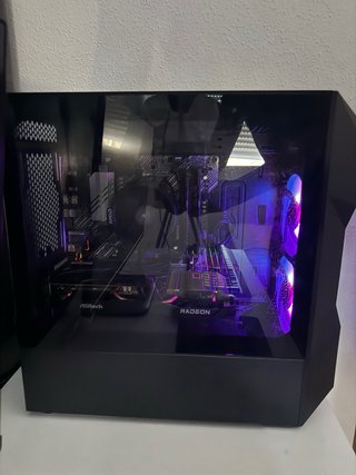 PC gaming + monitor + teclado y ratón