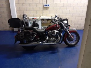 Honda Shadow VT 750 C Negra