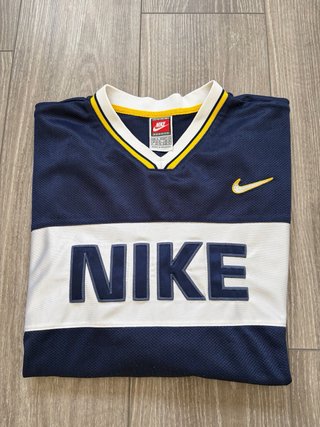Camiseta Nike Vintage 90s Team Sports