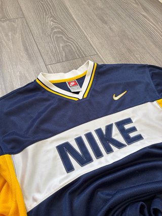 Camiseta Nike Vintage 90s Team Sports