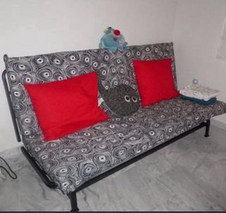Sofá Cama Metálico Ikea con Colchón