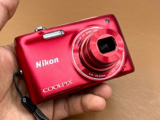 Cámara Nikon Coolpix S4150 Roja + Accesorios