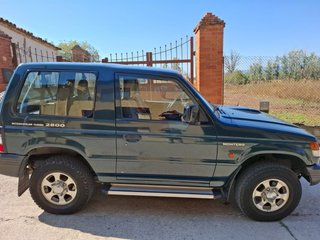 Mitsubishi Montero glx 2800