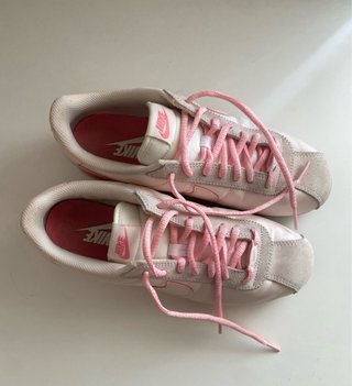 Nike Cortez Rosa Talla 40 25,5cm largo pie.