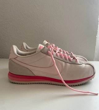 Nike Cortez Rosa Talla 40 25,5cm largo pie.