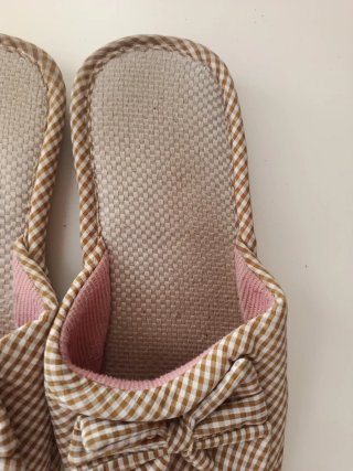 Zapatillas casa Kawaii lazo marrón y rosa