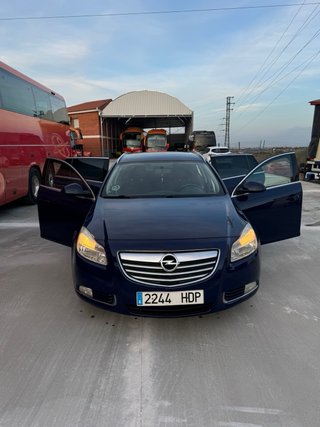 Opel Insignia 2011