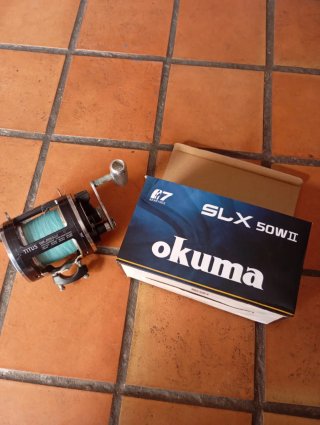 Carrete de pesca Okuma 4 rodamientos