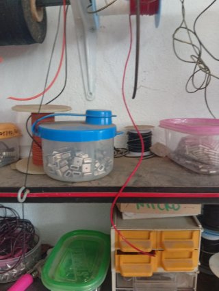 Taller artesanal trabajo de cuero