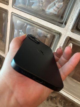iPhone 15 Apple