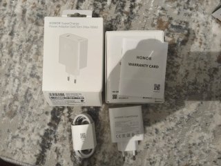Cargador Honor SuperCharge GaN Slim 100W + cable.