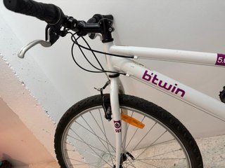 Bicicleta BTWIN blanca