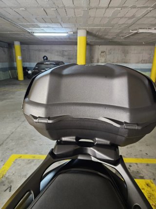 Yamaha T-Max Tech 560 (2024) Negro